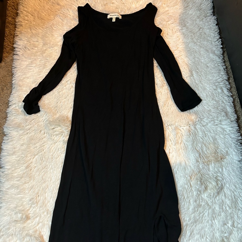 Cute black dress with high split on one thigh